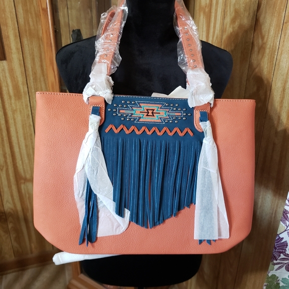Nwt Montana West Handbag - Picture 1 of 9